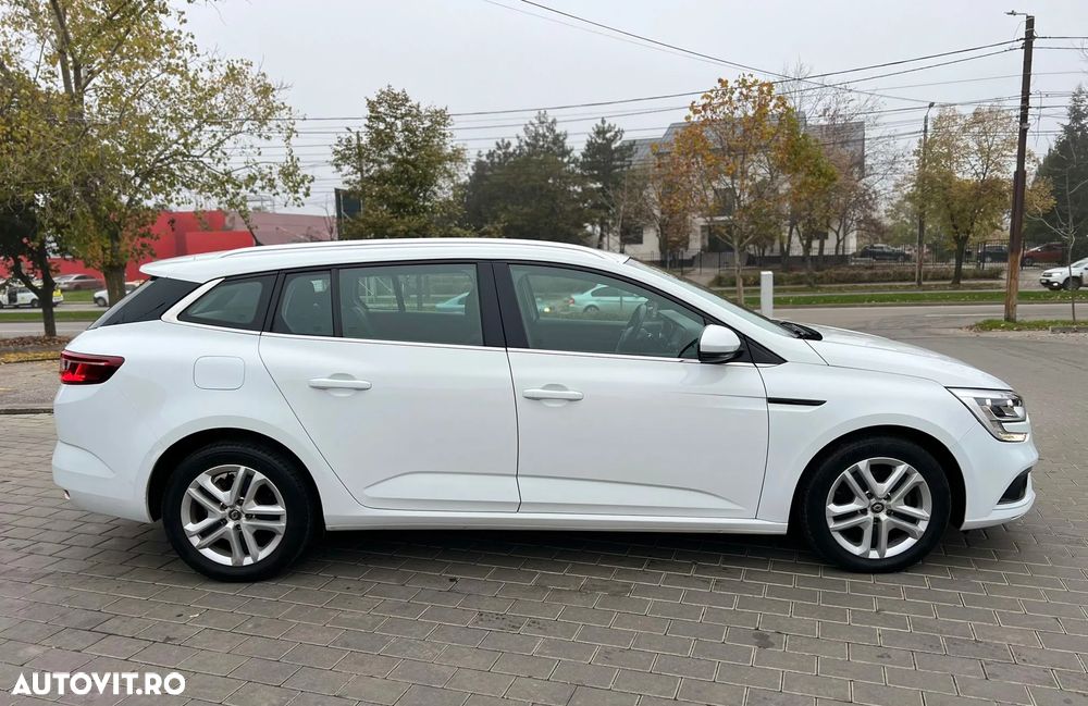 Renault Megane BLUE dCi Limited - 10