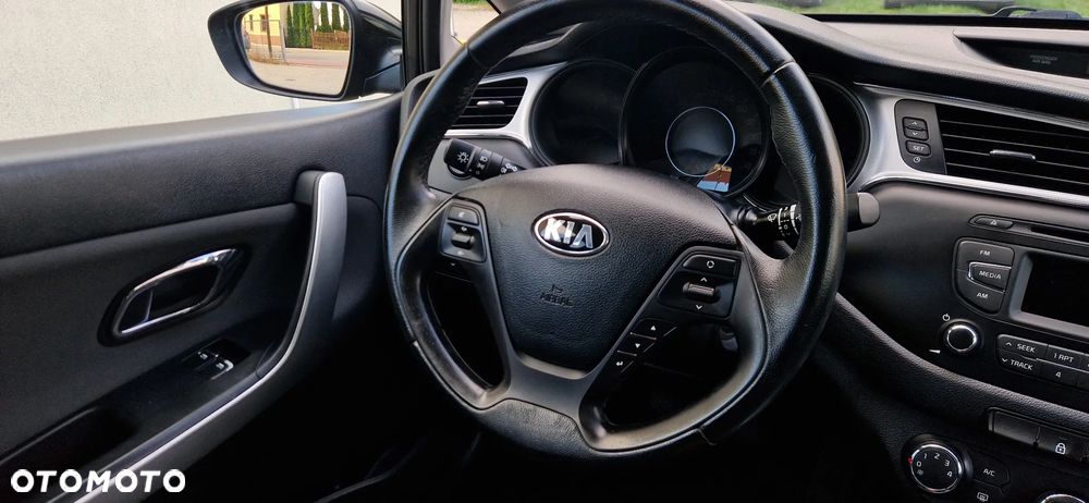 Kia Ceed Cee'd 1.6 CRDi M - 8
