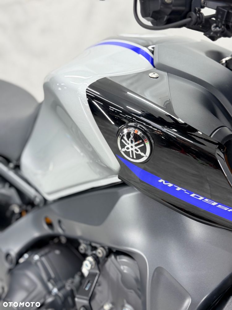 Yamaha MT - 37