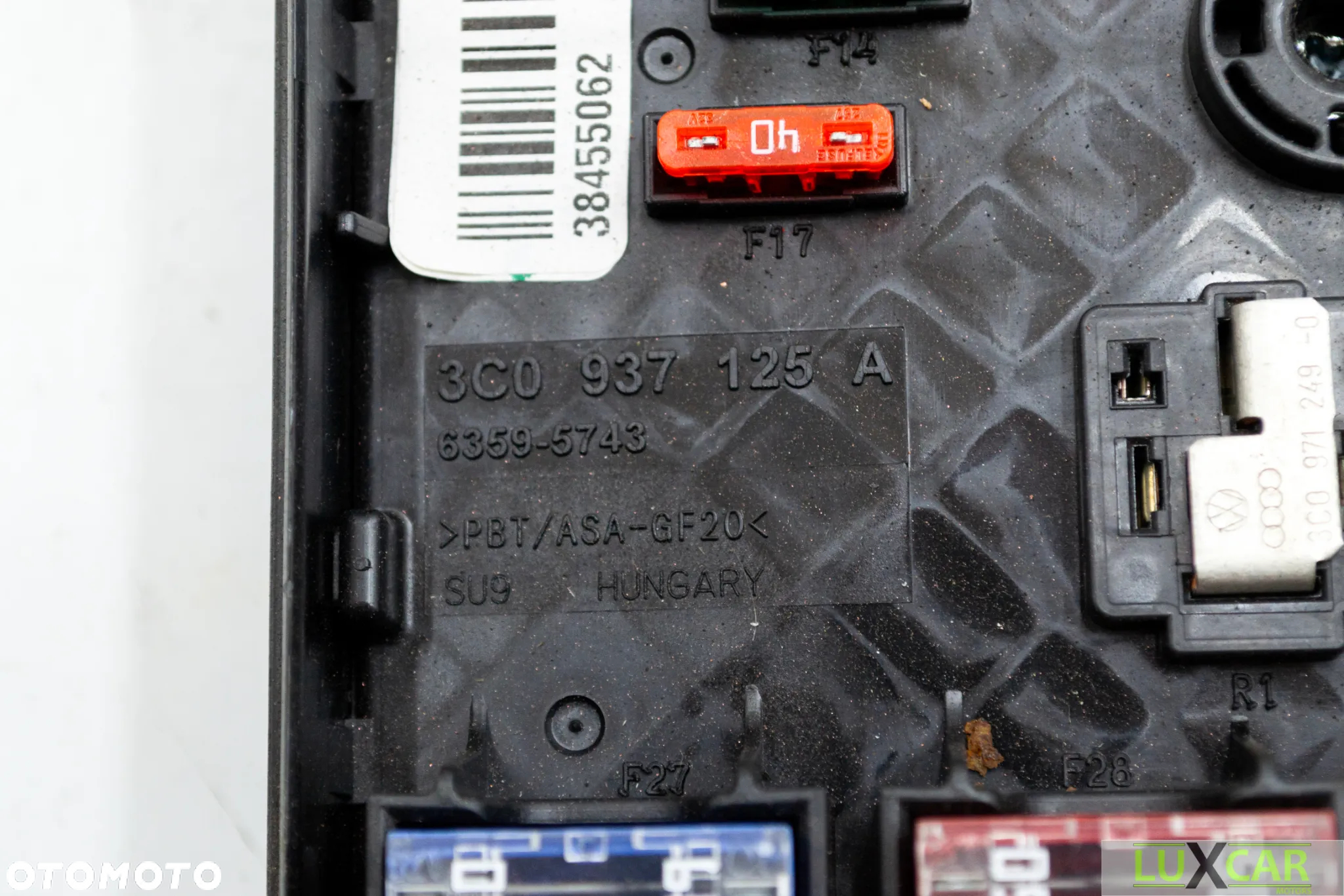 VW PASSAT CC LIFT 2.0 TDI SKRZYNKA BEZPIECZNIKÓW 3C0937125A - 2