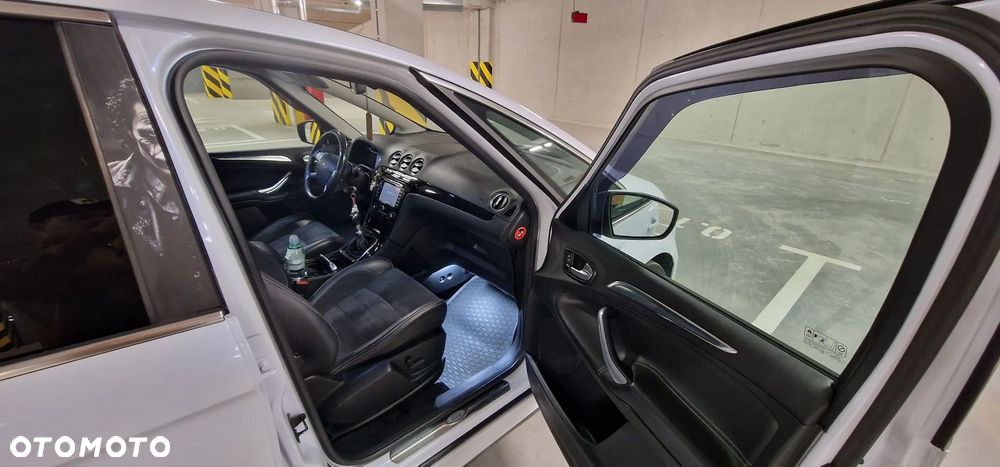 Ford S-Max 2.0 TDCi DPF Titanium - 6