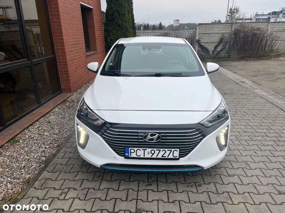 Hyundai IONIQ - 5