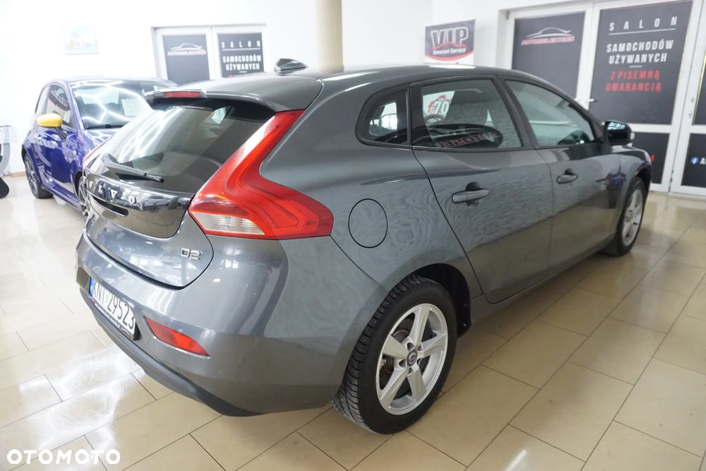 Volvo V40 D2 - 9