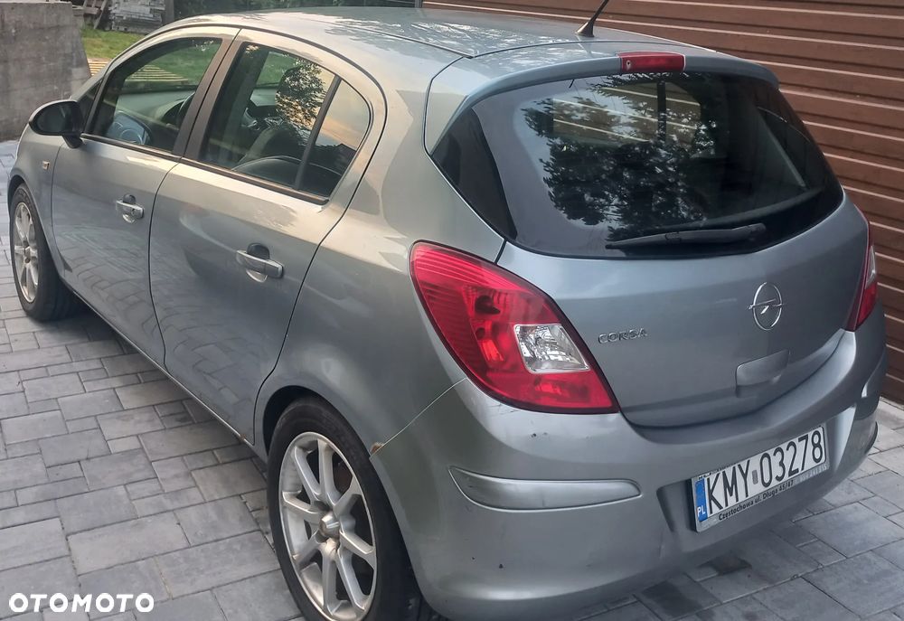 Opel Corsa - 3