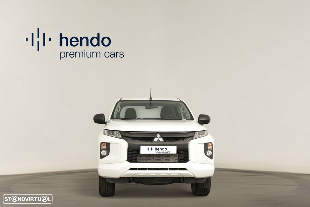 Mitsubishi l200 ver-2-3-di--d-strakar-space-cab-intense-4wd - 2