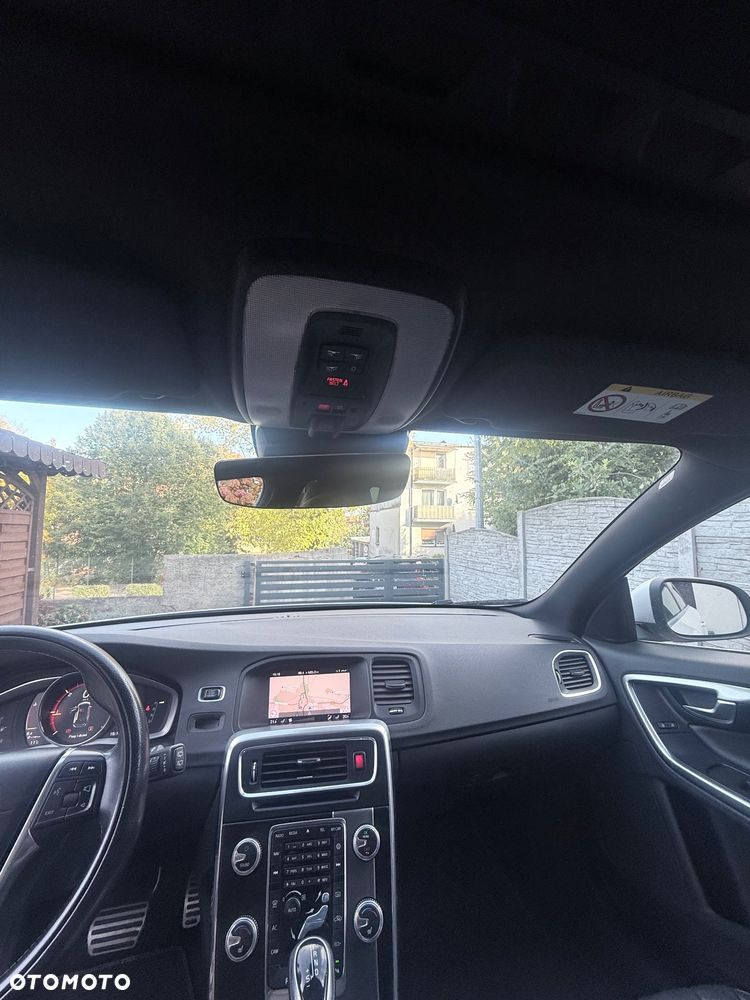 Volvo V60 - 11