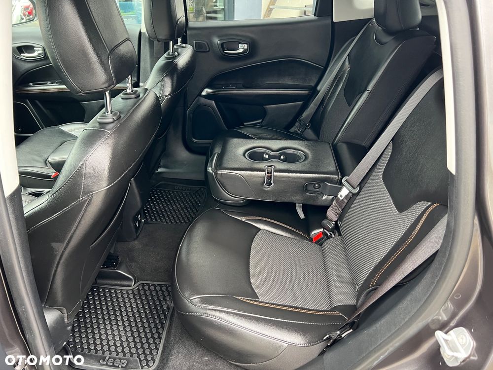 Jeep Compass 1.4 TMair Longitude FWD S&S - 21
