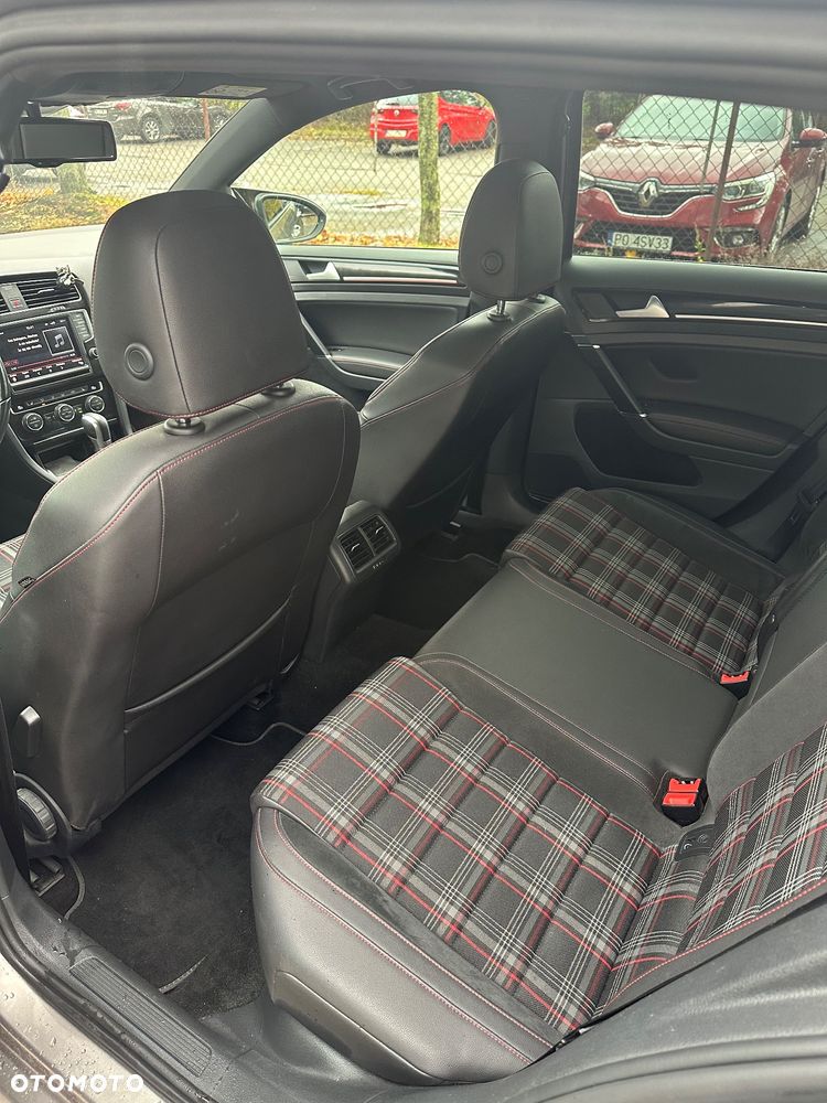 Volkswagen Golf VII 2.0 TSI BMT GTI Performance DSG - 14