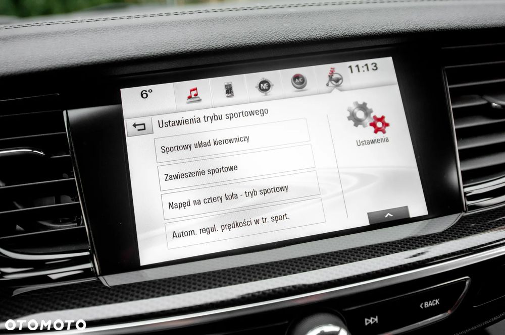 Opel Insignia 2.0 T 4x4 GSi S&S - 28