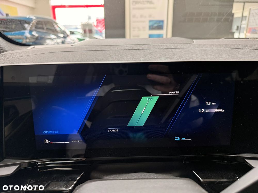 Renault Rafale 1.2 E-Tech Full Hybrid 200 esprit Alpine MMT - 17