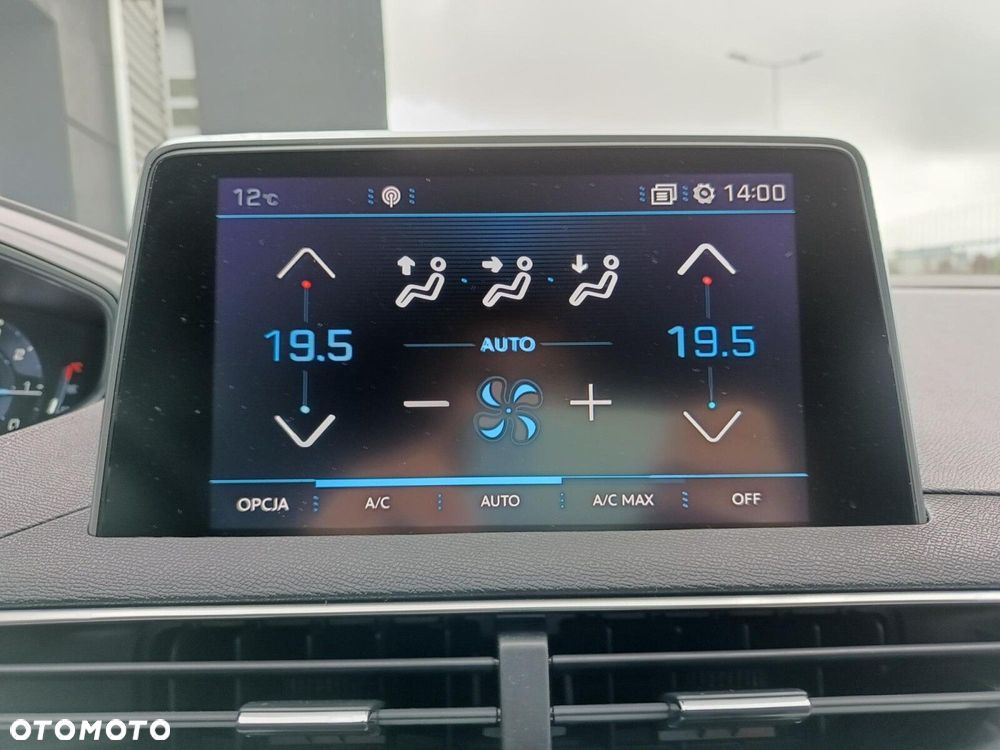 Peugeot 3008 1.2 PureTech Allure S&S - 29