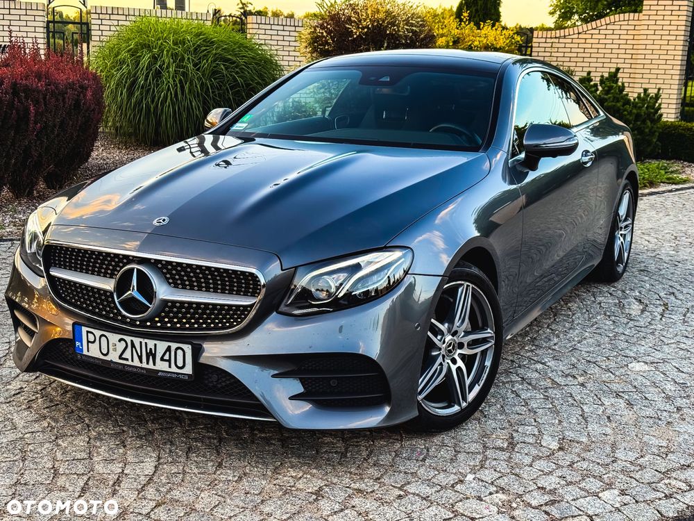 Mercedes-Benz Klasa E 220 d Coupe 4-Matic 9G-TRONIC - 3