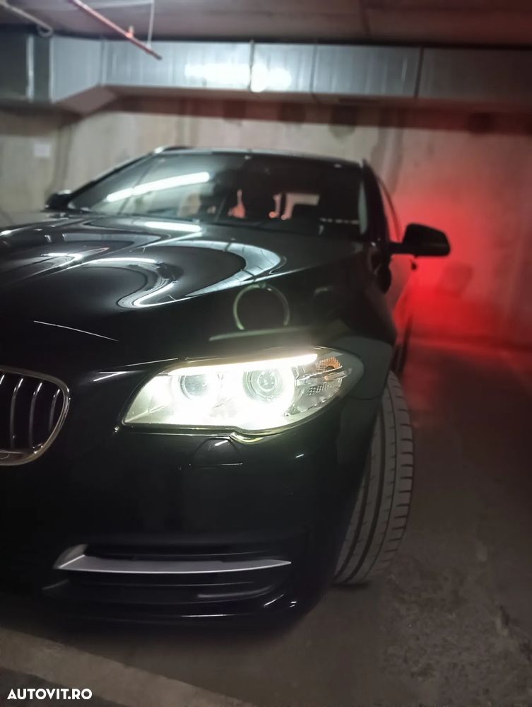 BMW Seria 5 520d xDrive Touring Aut. - 12