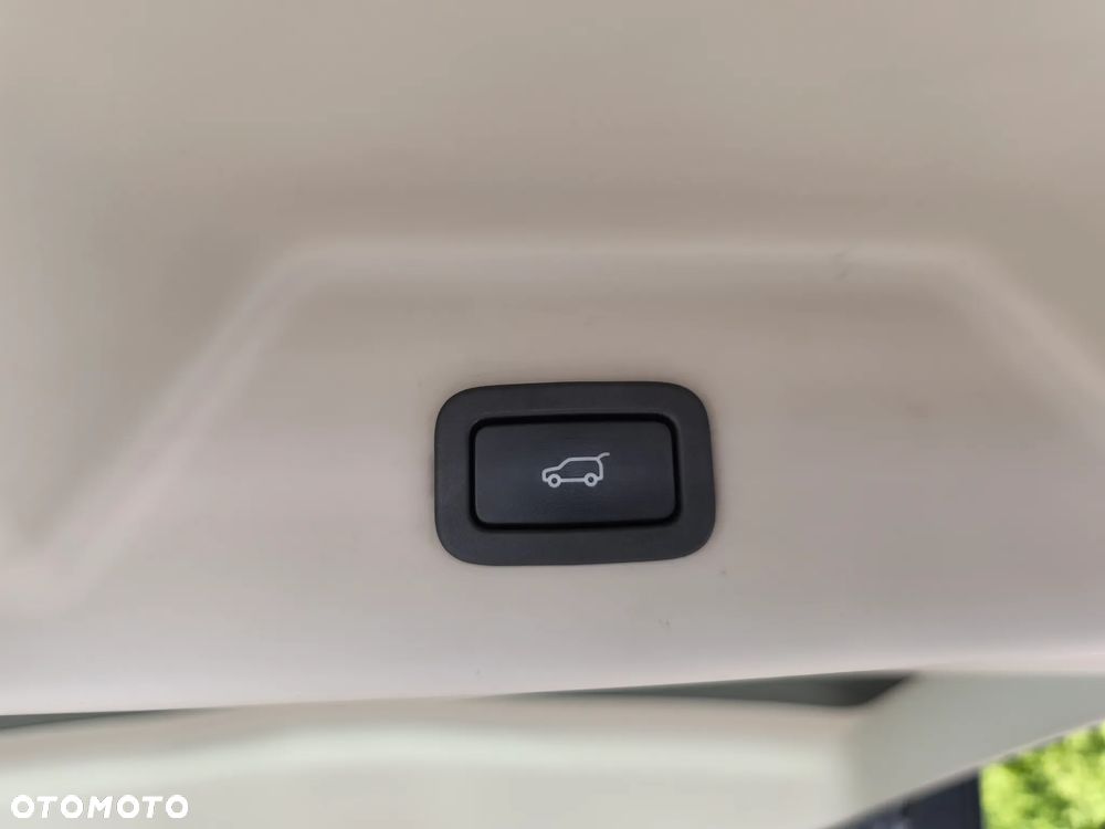 Land Rover Range Rover - 33