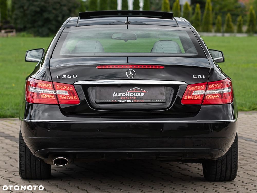 Mercedes-Benz Klasa E 250 CDI 4-Matic BlueEff - 10