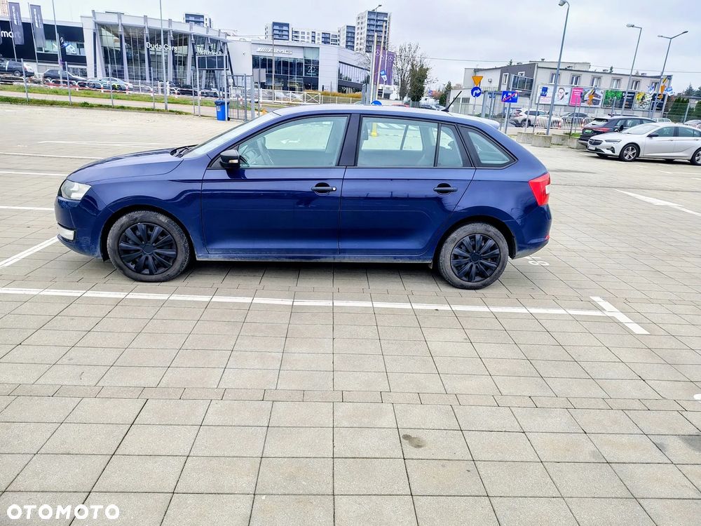 Skoda RAPID - 12