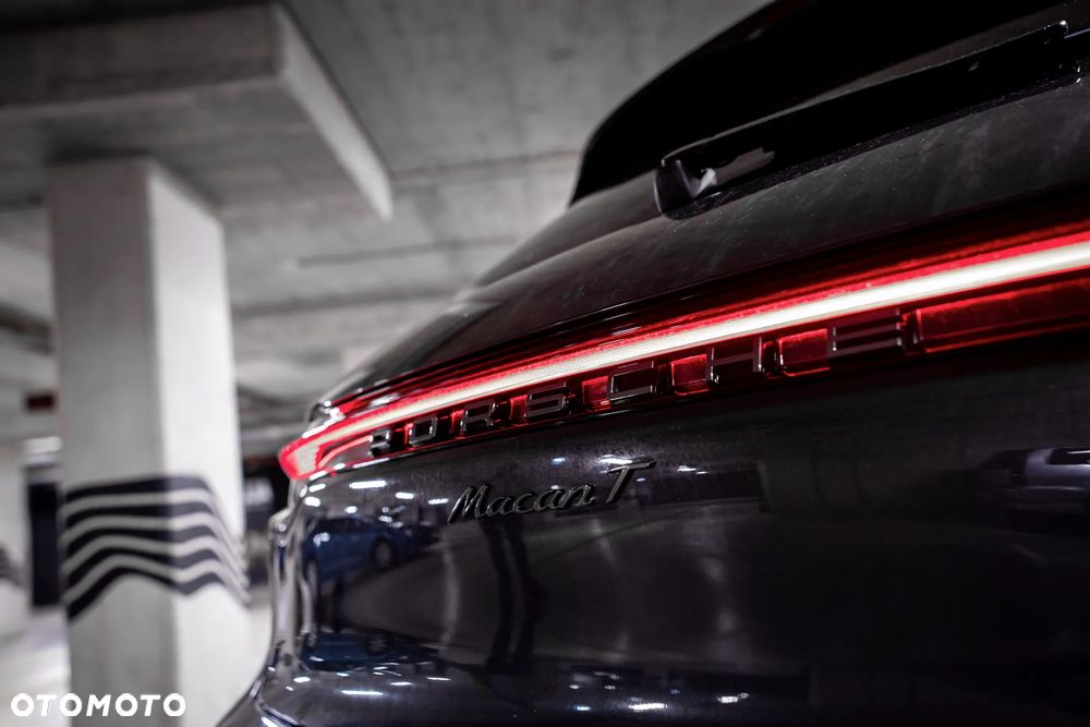 Porsche Macan T - 10