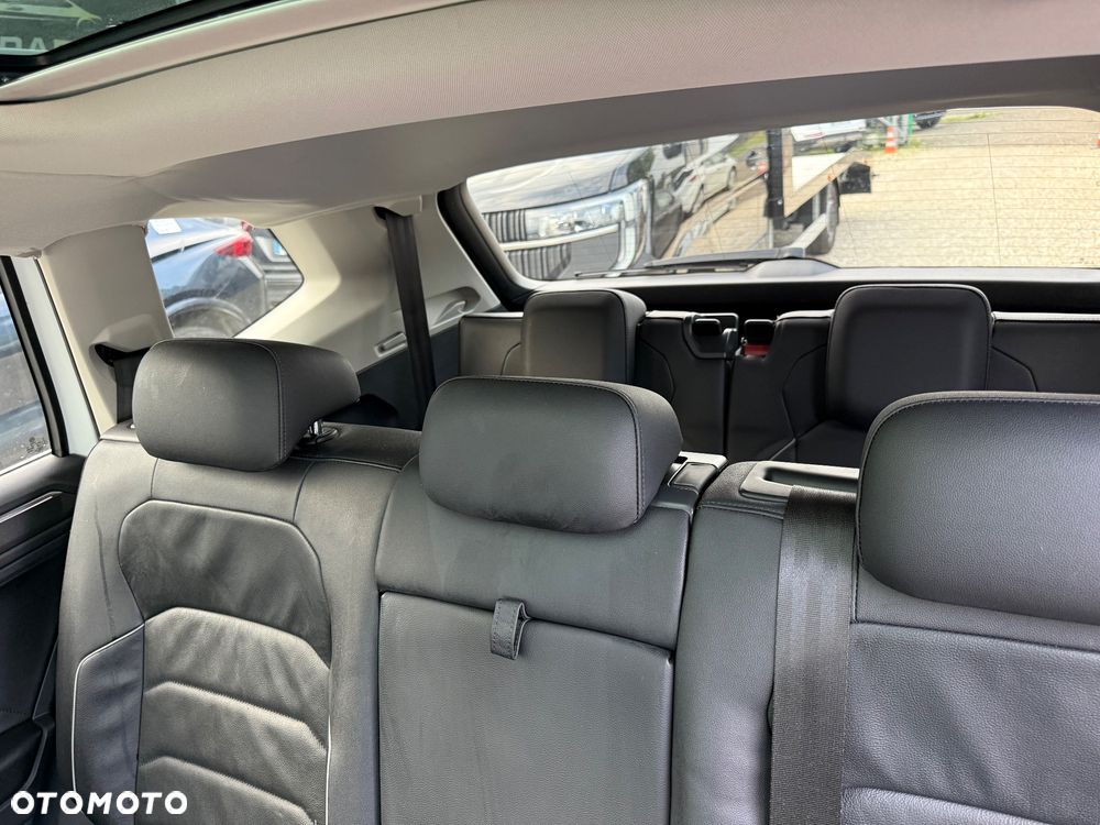 Volkswagen Tiguan - 21