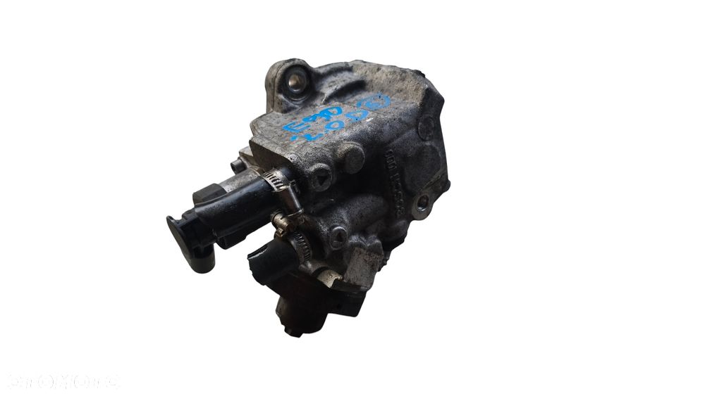 BMW 1 E91 E90 09r 2.0 D POMPA WTRYSKOWA 0445010518
