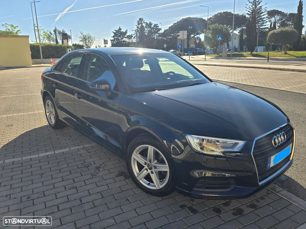 Audi A3 Limousine 30 TFSI edition one - 1