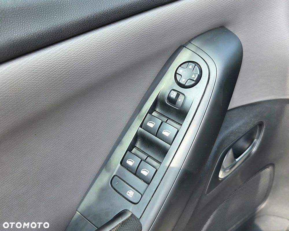 Citroën C4 Grand Picasso 1.6 BlueHDi MoreLife S&S - 25