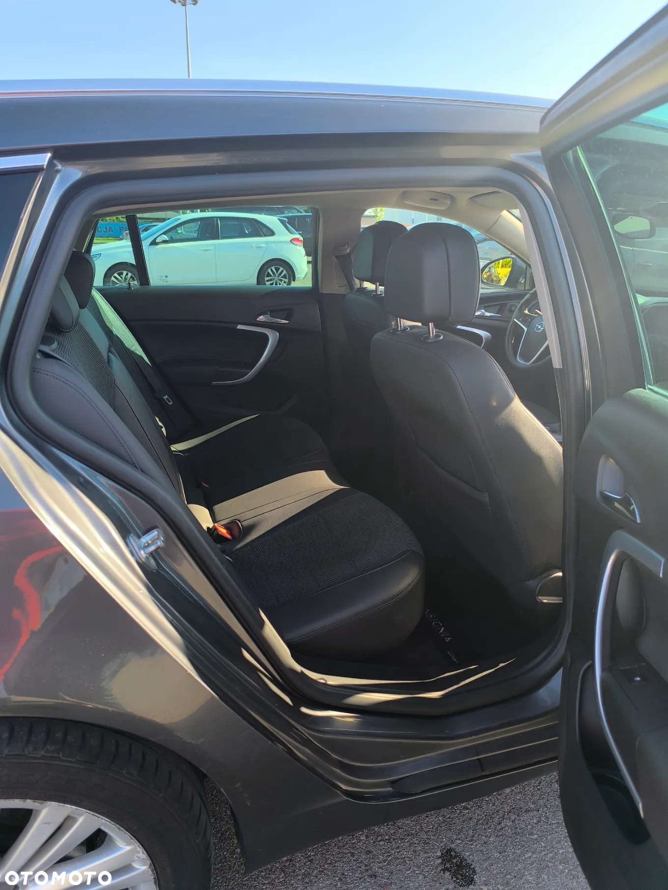 Opel Insignia 2.0 CDTI - 8