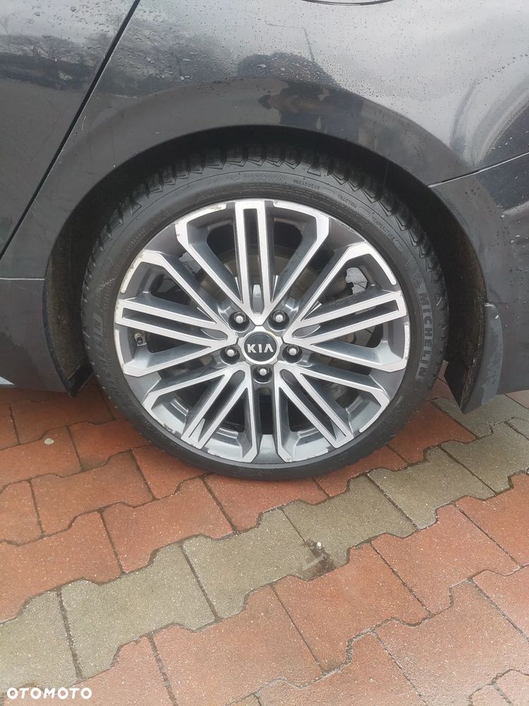 Kia ProCeed - 9