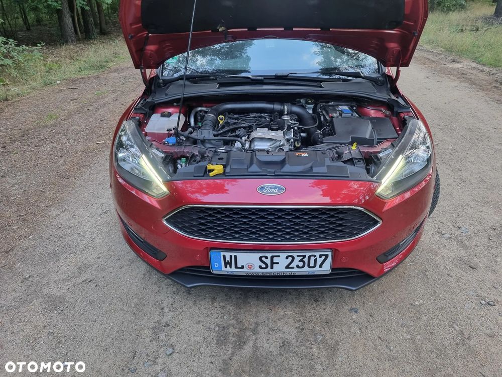 Ford Focus - 34