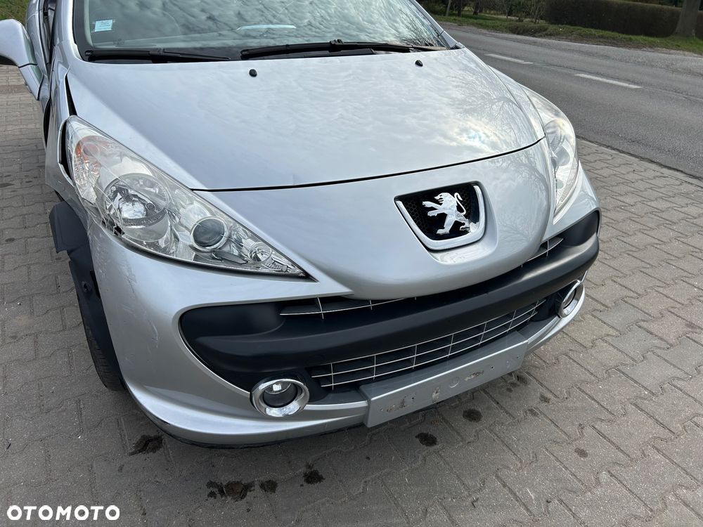 Peugeot 207 - 21