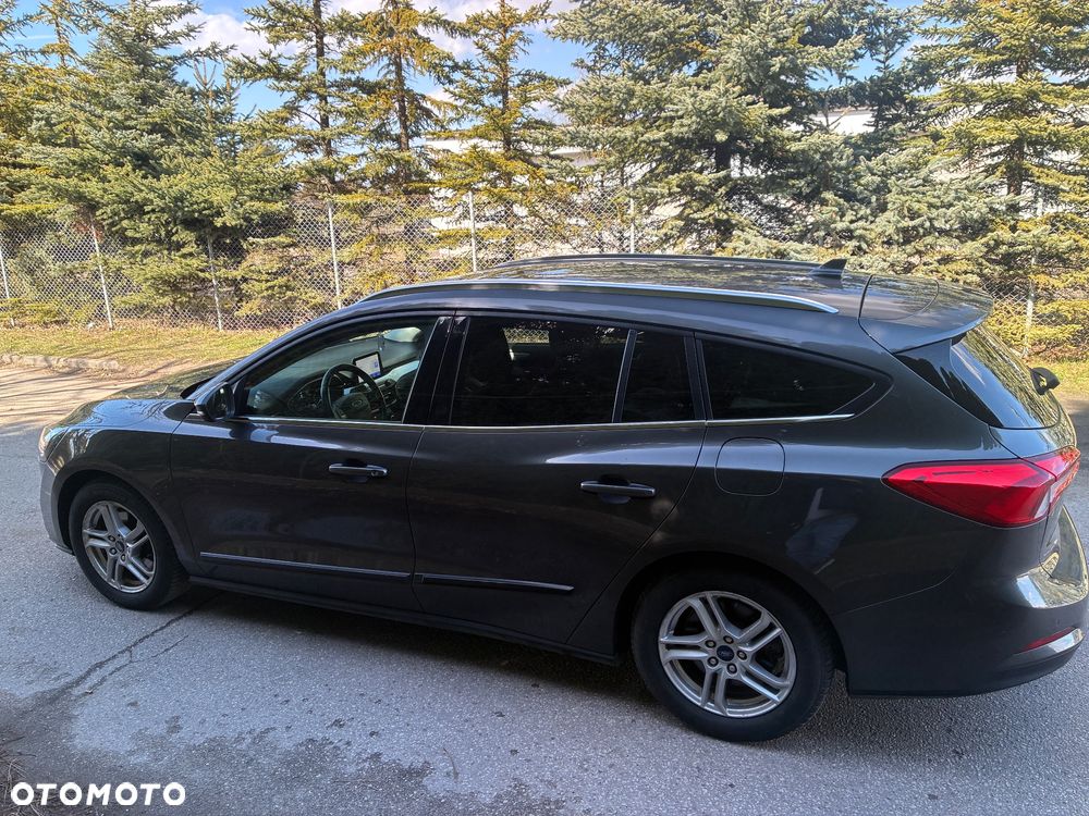 Ford Focus 1.5 EcoBlue Start-Stopp-System COOL&CONNECT DESIGN - 8