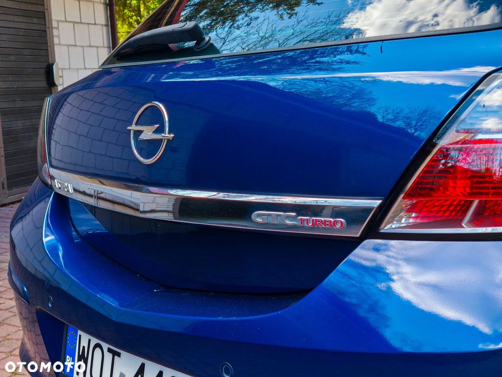Opel Astra 2.0 T Sport - 26