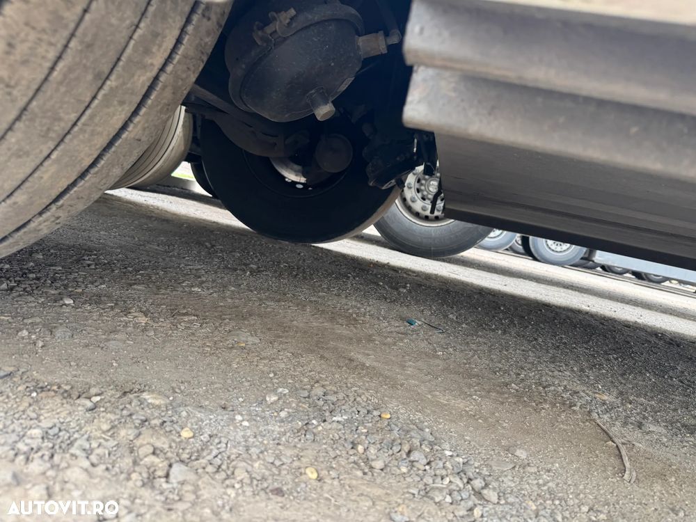 Krone 4 x KRONE SD frigo TK SLXi 300 8.700 ore de functionare, liftanta, lada paleti, dublu deck, factura externa - 11