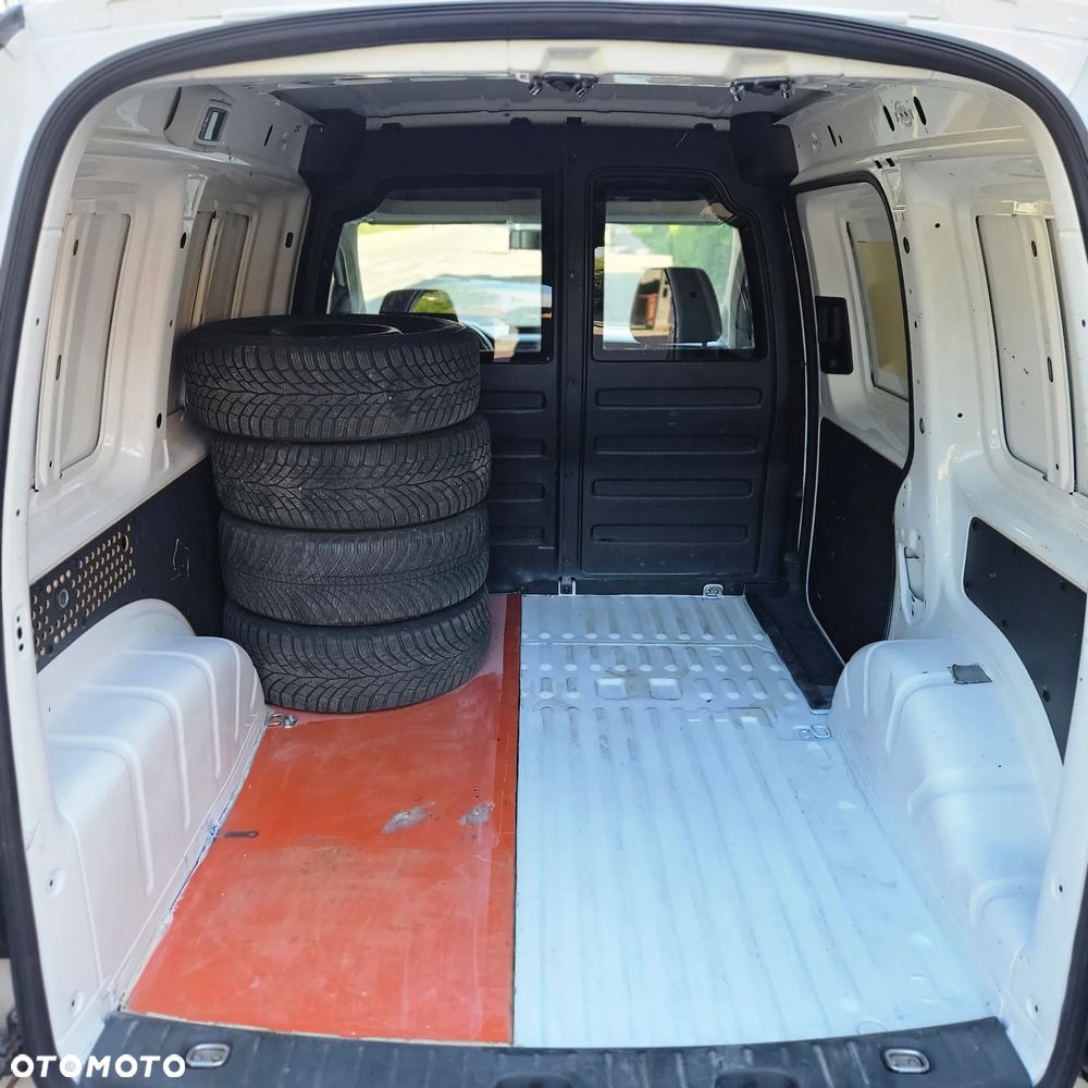 Volkswagen Caddy - 12
