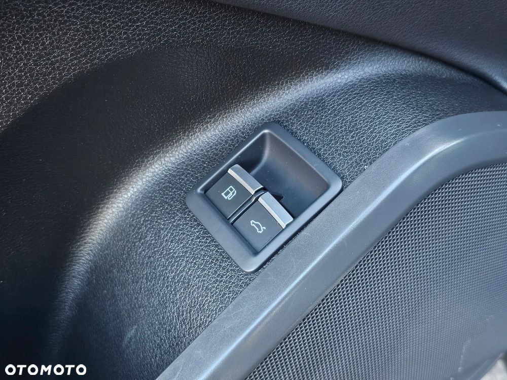 Audi Q5 55 TFSI e Quattro S Line S tronic - 24