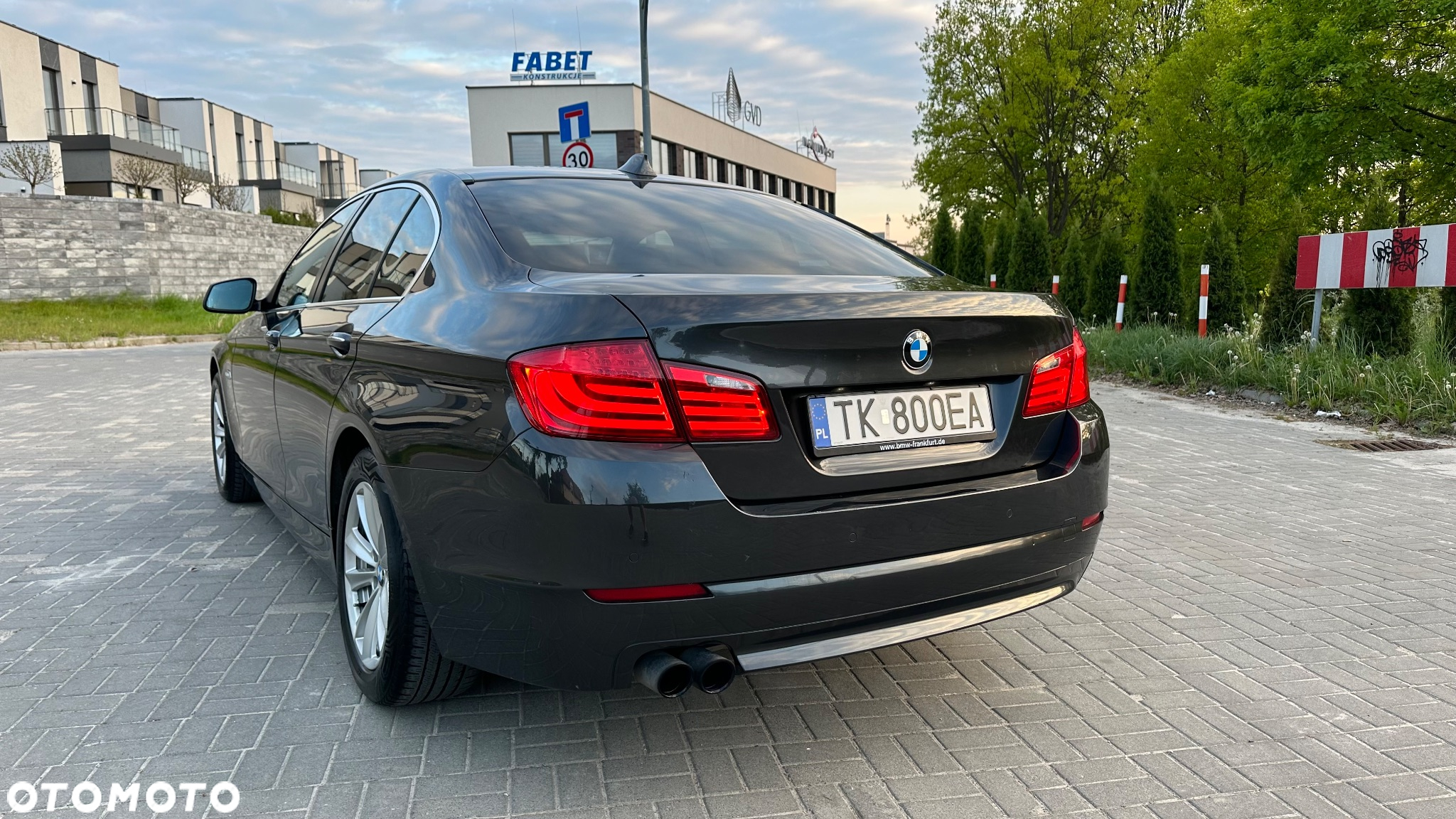 BMW Seria 5 523i Sport-Aut - 3