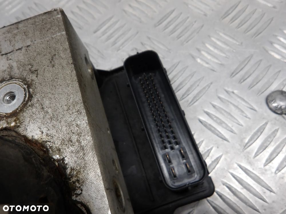 AUDI A2 1.4 TDI 99-05r.  POMPA ABS 8Z0614517C - 5