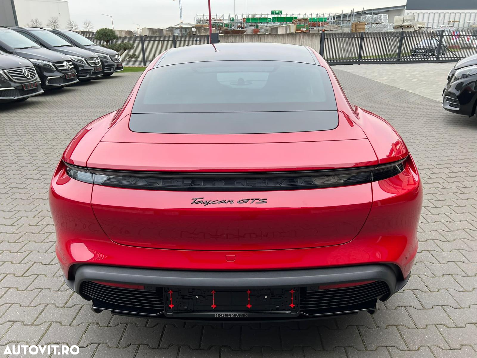 Porsche Taycan Turbo S - 21