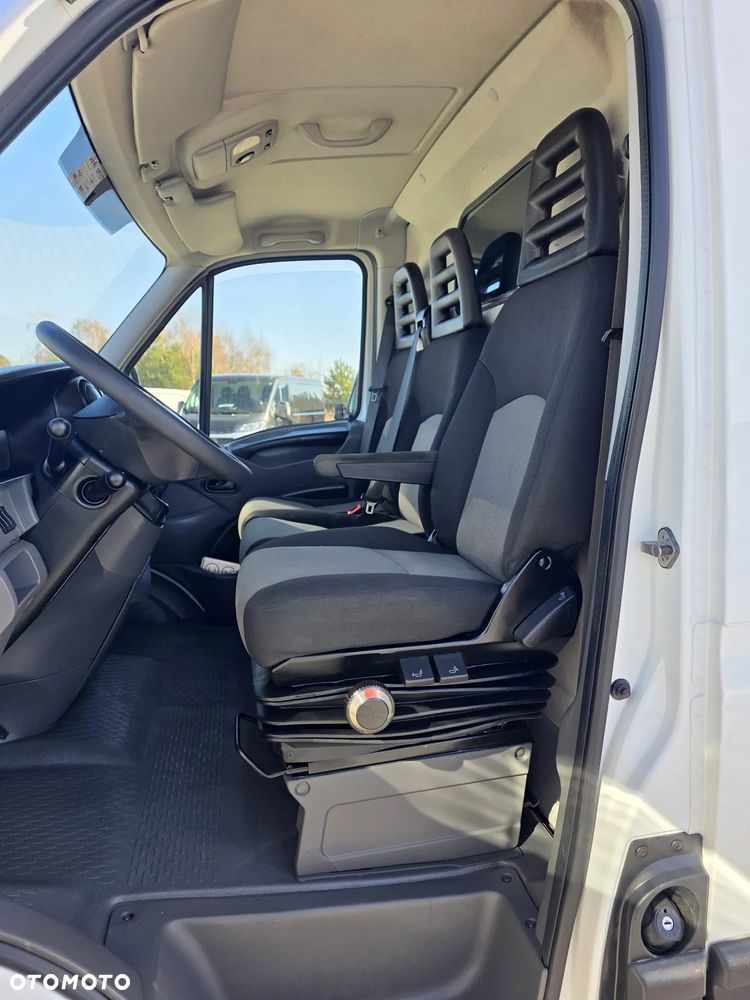 Iveco IVECO 35S13 2.3 HPI ŚREDNI WYSOKI KLIMA WEBASTO 193 T/KM PRZEBIEGU GWARANCJA - 12