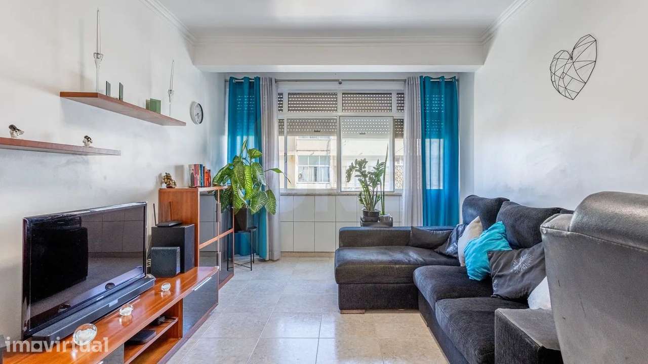 Apartamento T2 em Sacavém c/ vista Rio - Grande imagem: 2/20