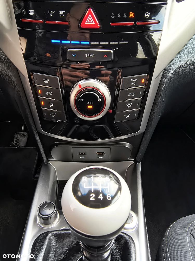 SsangYong/KGM Tivoli 1.6 D Sapphire - 27