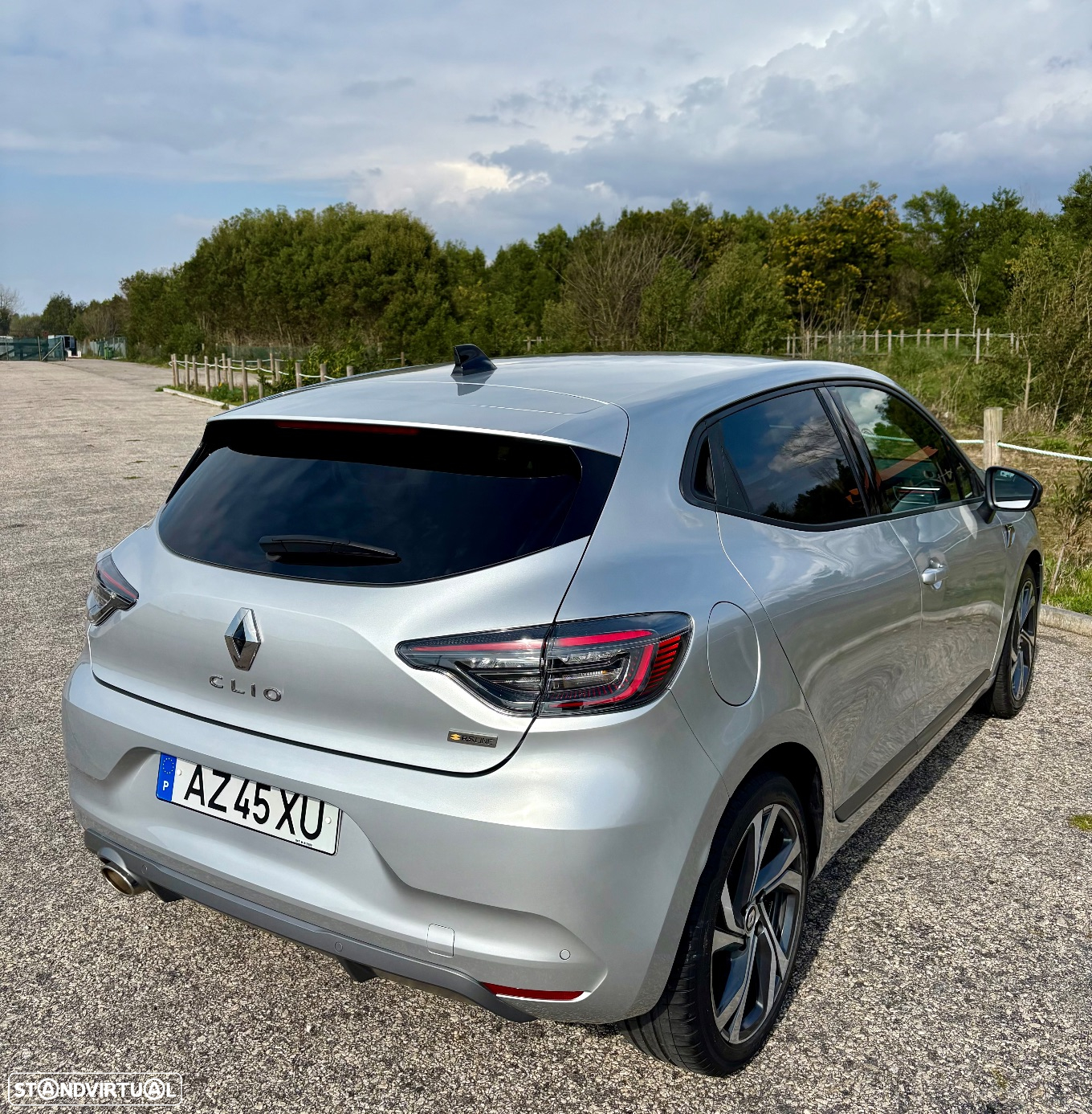 Renault Clio - 8