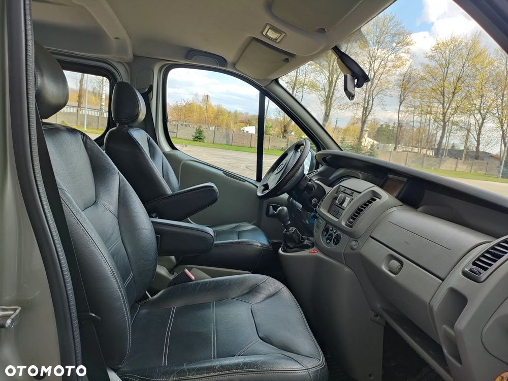 Opel Vivaro brygadówka long - 17