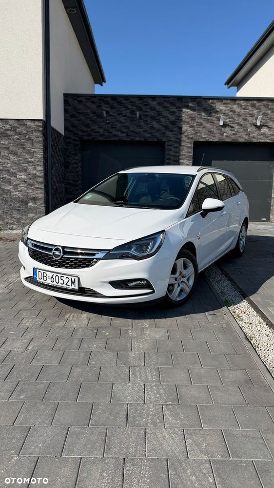 Opel Astra 1.6 BiTurbo D Start/Stop 120 Jahre - 10