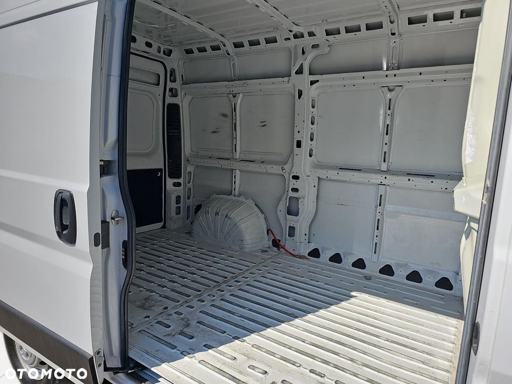 Peugeot BOXER - 23