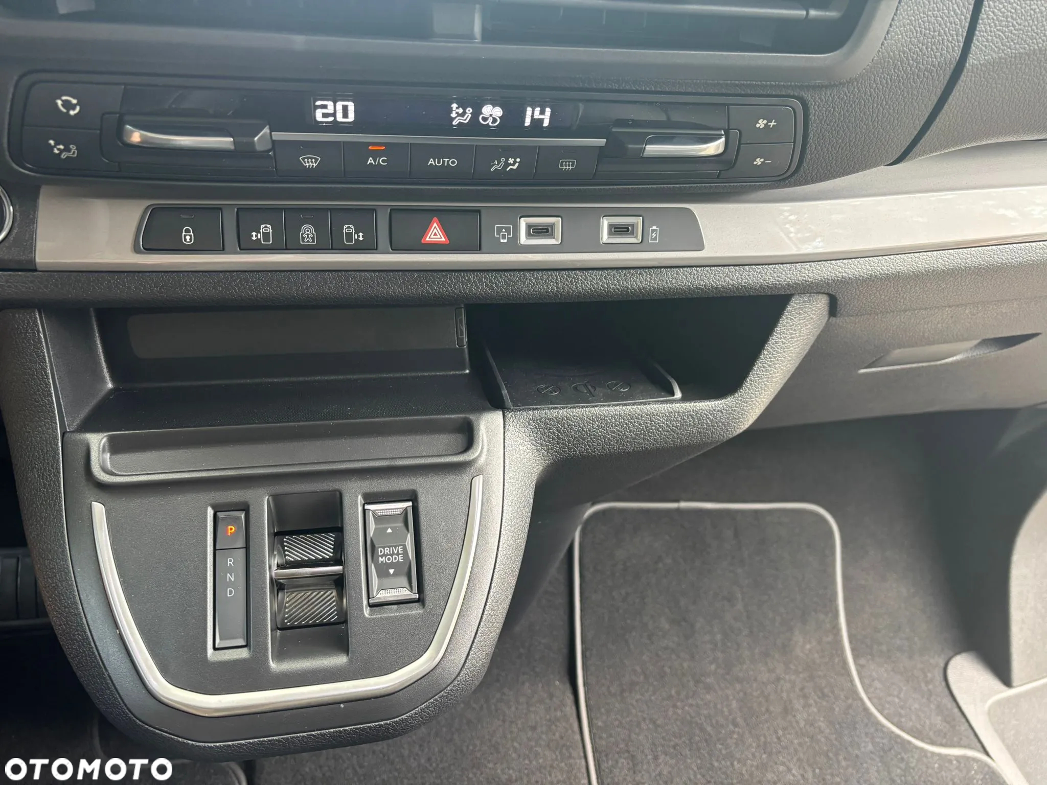 Opel Vivaro - 17