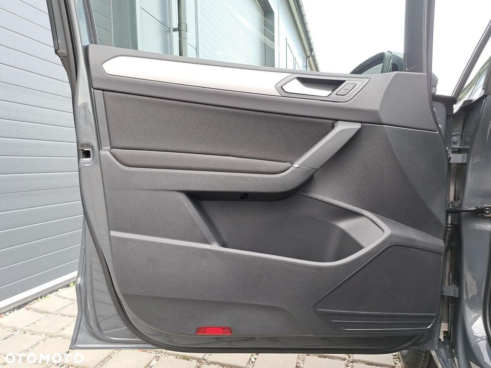 Volkswagen Touran 1.5 TSI EVO Comfortline Plus DSG - 10