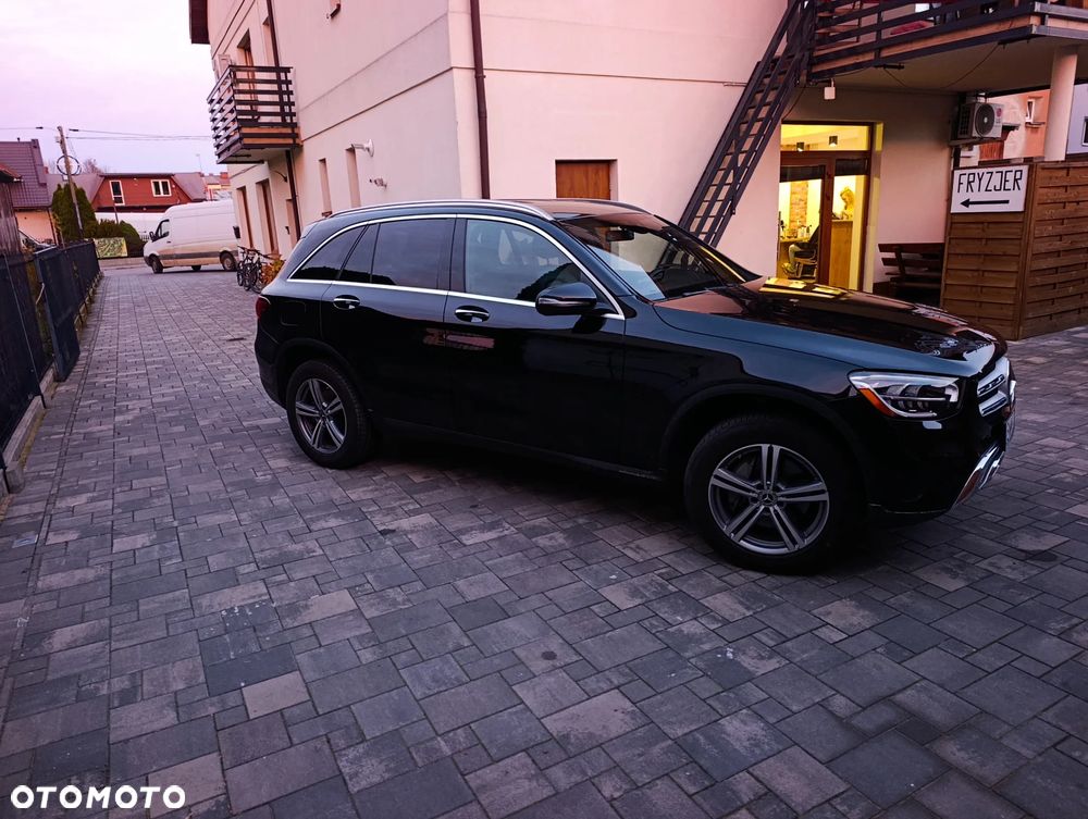 Mercedes-Benz GLC 300 4-Matic - 3