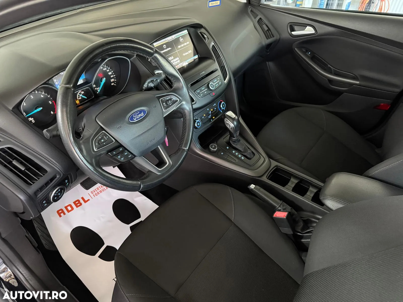 Ford Focus Turnier 1.5 EcoBlue Start-Stopp-System Aut. ACTIVE DESIGN - 9
