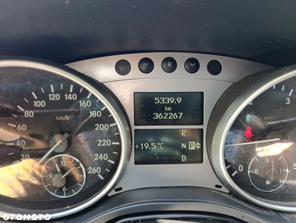 Mercedes-Benz ML 280 CDI 4Matic 7G-TRONIC - 25