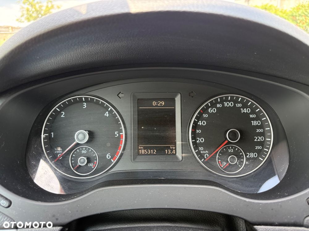 Volkswagen Jetta 2.0 TDI DSG Match - 14